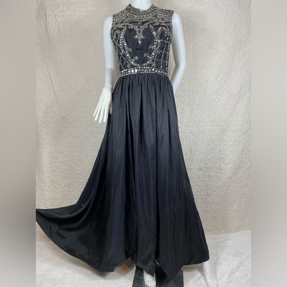 🔥Diamond Crystal Bead Accent Sleeveless Maxi Party Formal Dress Goth Glam